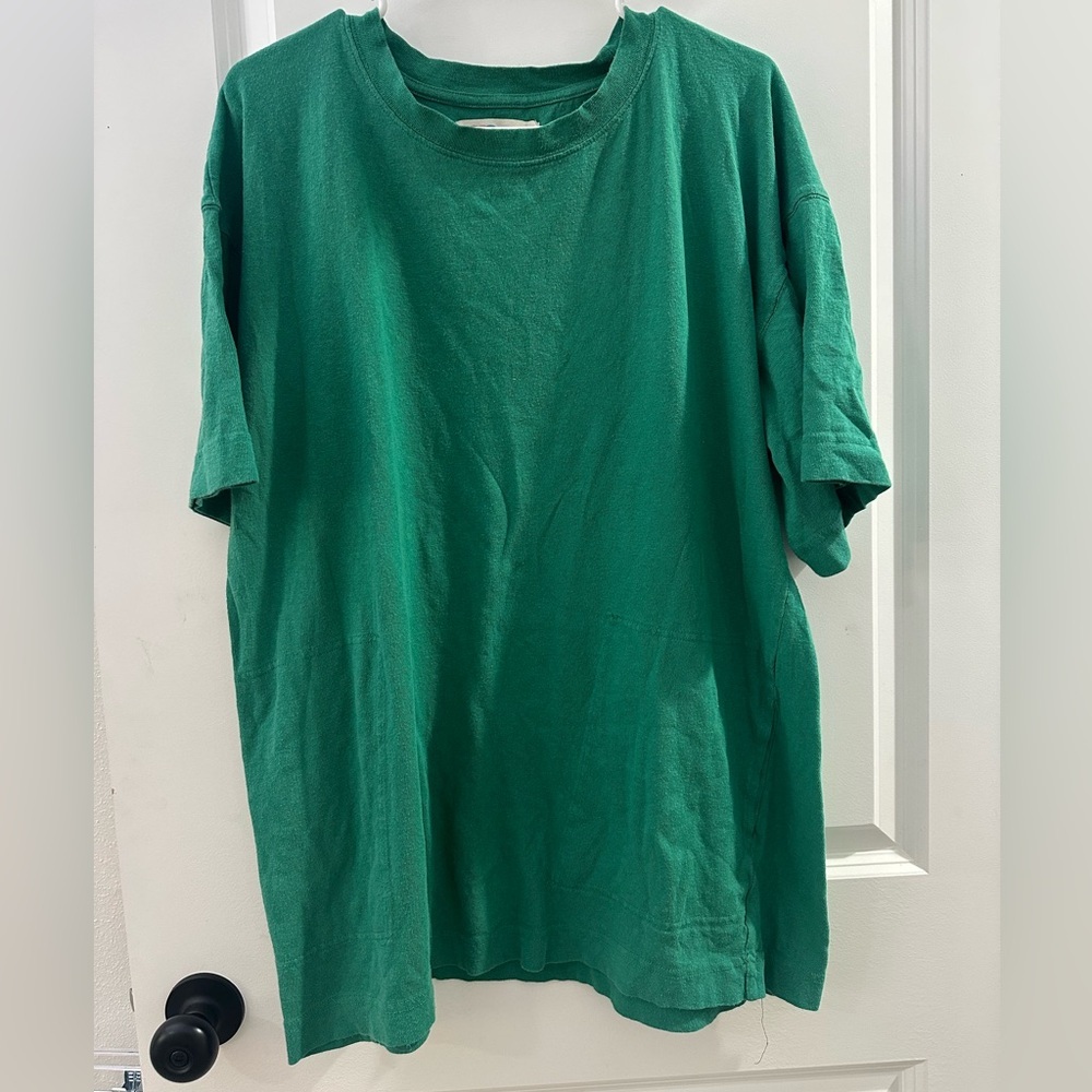 Free People Green Oversized Tunic Top Size M Boho Relaxed Fit Short Sleeve - Picture 2 of 4